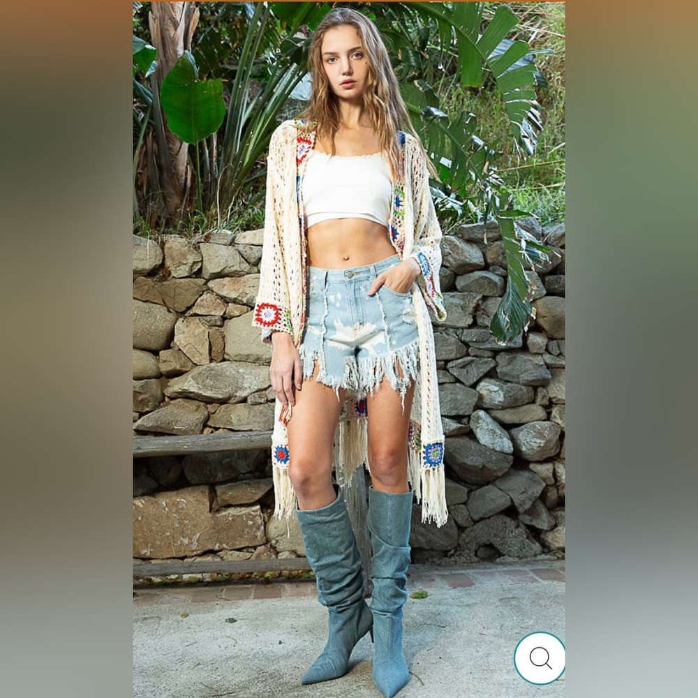 POL BOHO Acrylic Sweater with Multicolor design and fringe size L